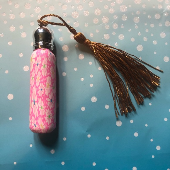 Classic Insect Repellant Made With Essential Oils - Picture 10 of 14